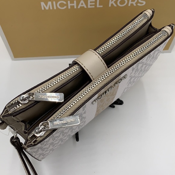 MICHAEL KORS LARGE DOUBLE ZIP WRISTLET WALLET LIGHT SAND/ WHITE MULTI CO… - Picture 10 of 15